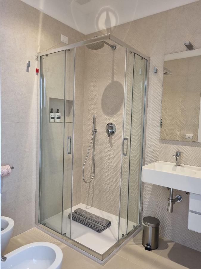 Marea Retreat Rooms マリーナ・ディ・カメロータ エクステリア 写真