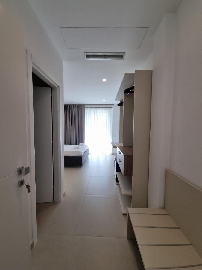Marea Retreat Rooms マリーナ・ディ・カメロータ エクステリア 写真